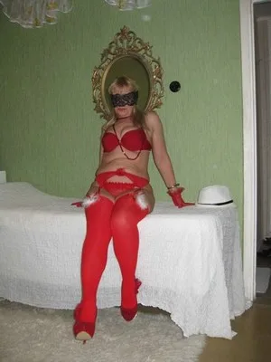 putain villes à Gan❷